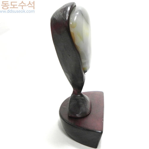 기도하는여인(마노옥)