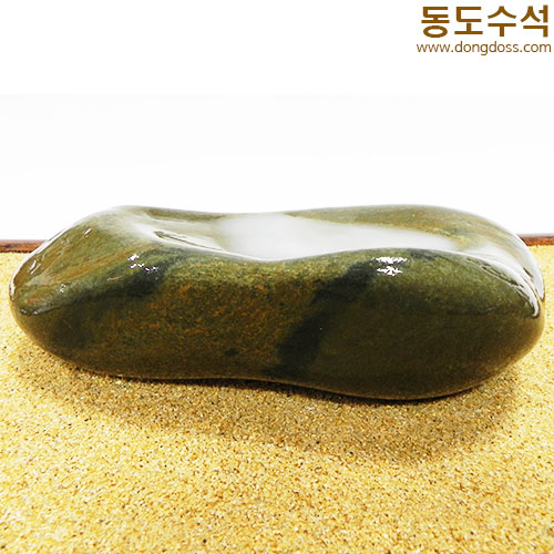 호수석