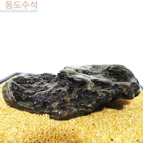 관통이있는갯바위