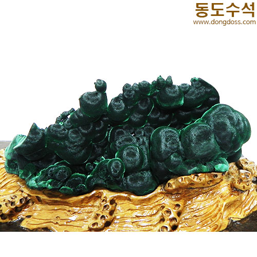 공작석(말라카이트자연석))