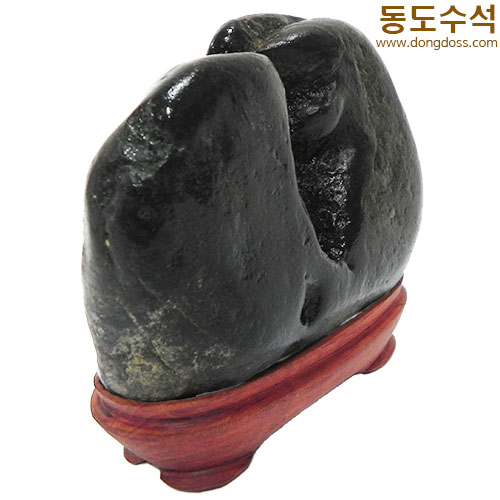 호수가있는변화바위